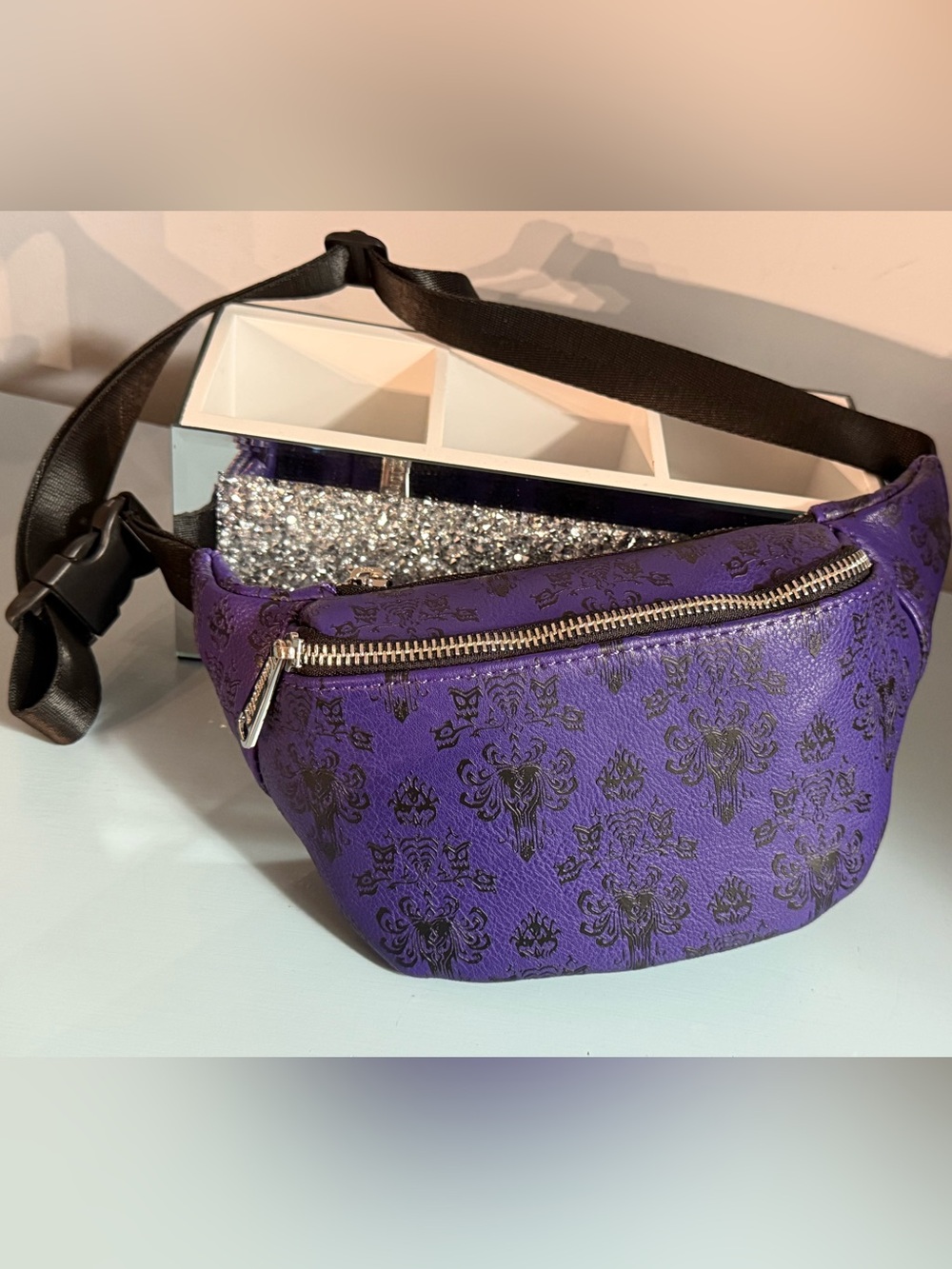 💜NWOT DISNEY LOUNGEFLY BAG💜